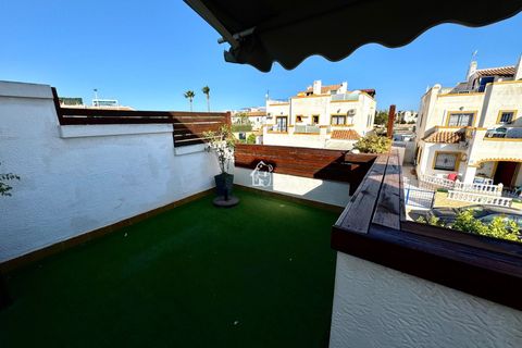 Villa a Torrevieja, Alicante, Torrevieja - € 1.400/mes | Ref: cha0088 - foto 35