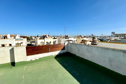 Villa a Torrevieja, Alicante, Torrevieja - € 1.400/mes | Ref: cha0088 - foto 44
