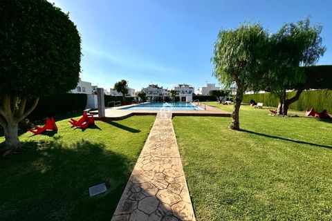 Villa a Torrevieja, Alicante, Torrevieja - € 1.400/mes | Ref: cha0088 - foto 45