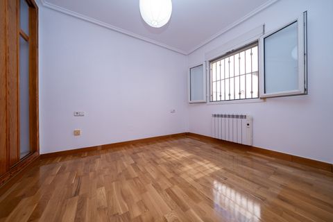 Villa i Playa Flamenca, Alicante, Playa Flamenca - € 229.000 | Ref: 13620 - foto 11