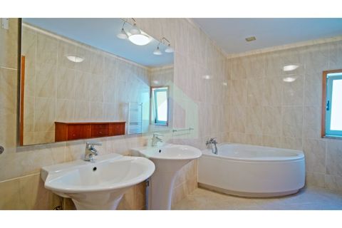 Villa a Guimaraes, Braga, Guimaraes - € 640.000 | Ref: HAB_3669 - foto 25