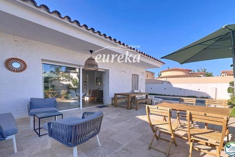 Villa i Empuriabrava, Gerona, Empuriabrava - € 385.000 | Ref: 2542 - foto 6