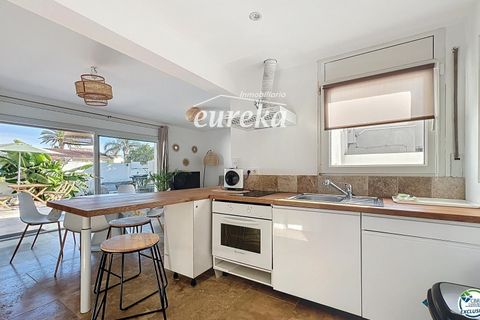 Villa i Empuriabrava, Gerona, Empuriabrava - € 385.000 | Ref: 2542 - foto 11