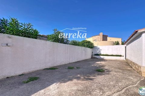Villa i Empuriabrava, Gerona, Empuriabrava - € 385.000 | Ref: 2542 - foto 23