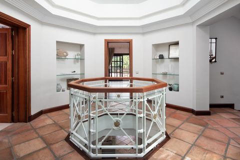 Villa i Marbella, Malaga, Marbella - € 4.195.000 | Ref: BHHSMAR-05582 - foto 16