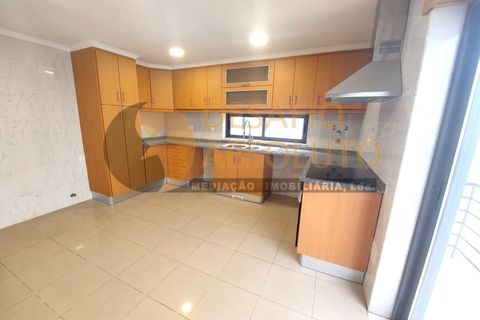 Villa a Laranjeiro, Setubal, Laranjeiro - € 695.000 | Ref: 3490 - foto 13
