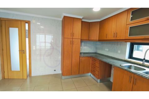Villa a Laranjeiro, Setubal, Laranjeiro - € 695.000 | Ref: 172 - foto 6