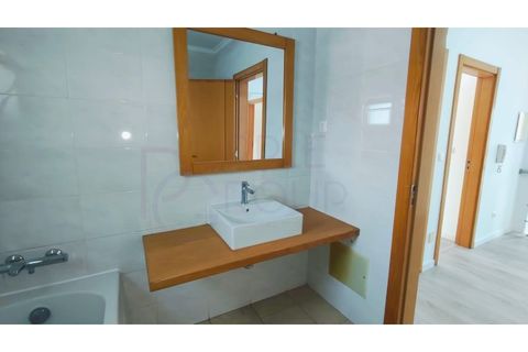 Villa a Laranjeiro, Setubal, Laranjeiro - € 695.000 | Ref: 172 - foto 16