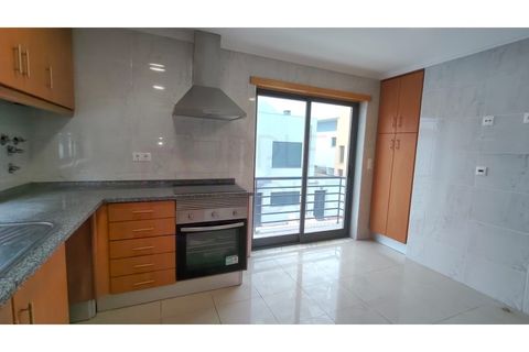 Villa a Laranjeiro, Setubal, Laranjeiro - € 695.000 | Ref: 172 - foto 34