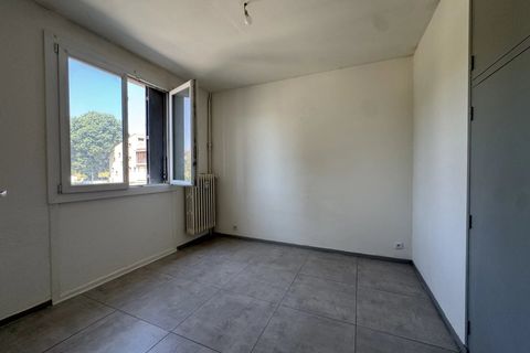 Apartament a Manosque, Alpes-de-Haute-Provence, Manosque - € 790/mes | Ref: 86901308 - foto 4