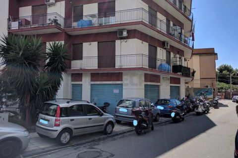 Erhvervsejendom i Messina, Messina, Messina - € 90.000 | Ref: 820 - foto 2