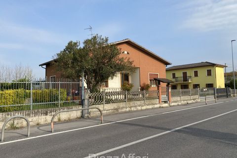 Villa a Legnaro, Padua, Legnaro - € 210.000 | Ref: LEG33 - foto 3