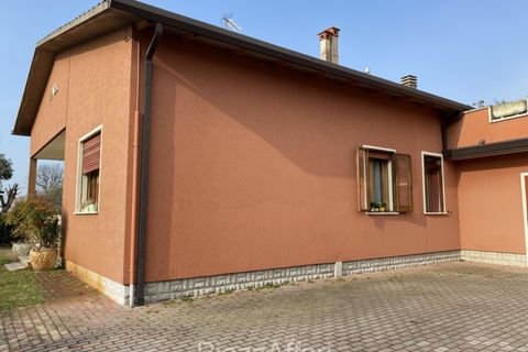 Villa a Legnaro, Padua, Legnaro - € 210.000 | Ref: LEG33 - foto 6