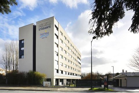 Erhvervsejendom i Rennes, Ille-et-Vilaine, Rennes - € 68.000 | Ref: A960656E40804D7C - foto 1