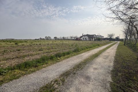 Helårsgrund i Saccolongo, Padua, Saccolongo - € 135.000 | Ref: TR024 - foto 6