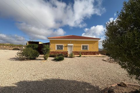 Villa i Pinoso, Alicante, Pinoso - € 299.995 | Ref: JJ7253 - foto 2