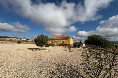 Villa i Pinoso, Alicante, Pinoso - € 299.995 | Ref: JJ7253 - foto 3