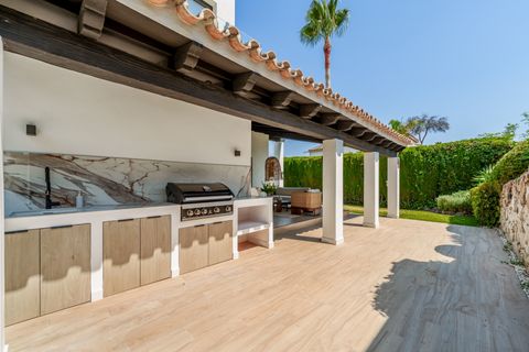 Villa i Marbella, Malaga, Marbella - € 2.700.000 | Ref: BLXC-1705 - foto 2