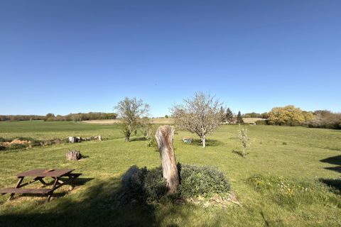 Villa a Benest, Charente, Benest - € 214.000 | Ref: BVI85193 - foto 3