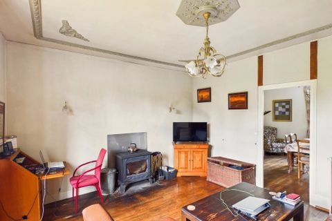 Villa en Benest, Charente, Benest - € 214.000 | Ref: BVI85193 - photo 10