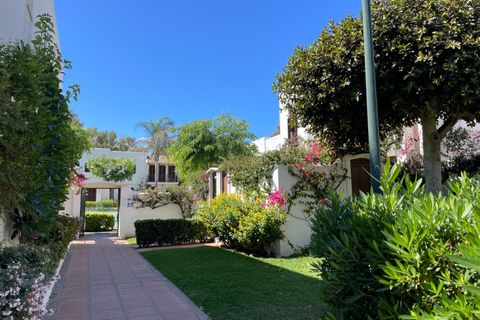 Rækkehus i Estepona, Malaga, Estepona - € 530.000 | Ref: DLR17049/14009 - foto 13