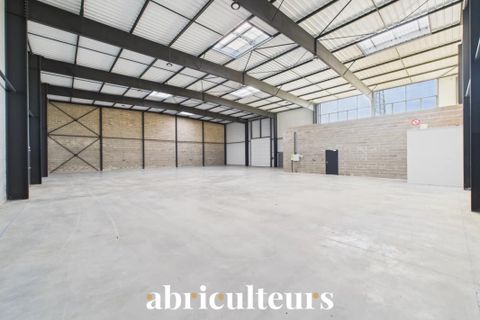 Erhvervsejendom i Chartres, Eure-et-Loir, Chartres - € 1.124.950 | Ref: GDV100475528000_1 - foto 2
