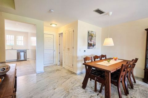 Rækkehus i La Duquesa, Malaga, La Duquesa - € 549.000 | Ref: R5356072 - foto 9