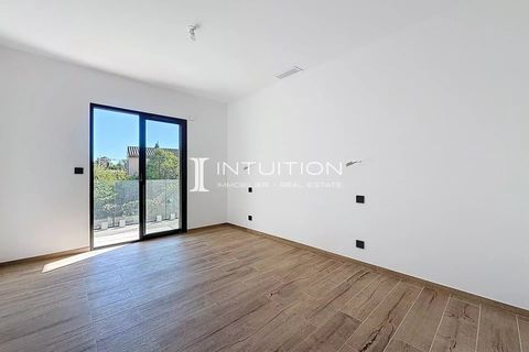 Villa i Mougins, Alpes-Maritimes, Mougins - € 1.395.000 | Ref: 504 - foto 9