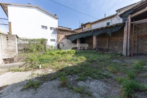 Villa a Gottolengo, Brescia, Gottolengo - € 100.000 | Ref: 6415062020-1403 - foto 3