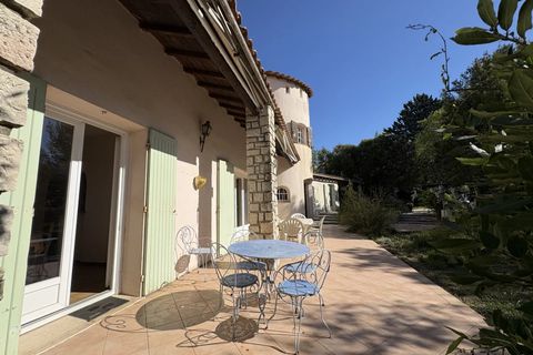 Villa i Nimes, Gard, Nimes - € 519.000 | Ref: 86904542 - foto 1