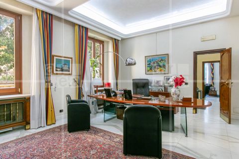 Erhvervsejendom i Rome, Rome, Rome - € 4.200.000 | Ref: 10121416 - foto 1