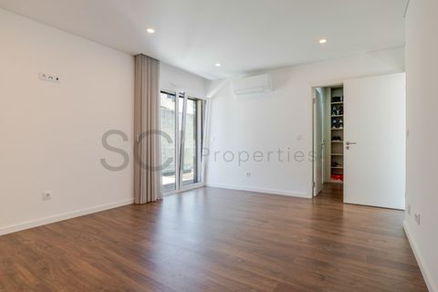 Villa i Almada, Setubal, Almada - € 685.000 | Ref: 10737 - foto 24