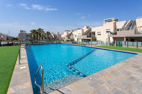 Villa i Torrevieja, Alicante, Torrevieja - € 289.000 | Ref: MOR-31441 - foto 4