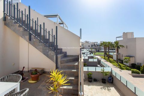 Villa i Torrevieja, Alicante, Torrevieja - € 289.000 | Ref: MOR-31441 - foto 25