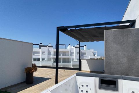 Lejlighed i Torrevieja, Alicante, Torrevieja - € 642.500 | Ref: MLSC6646695 - foto 16