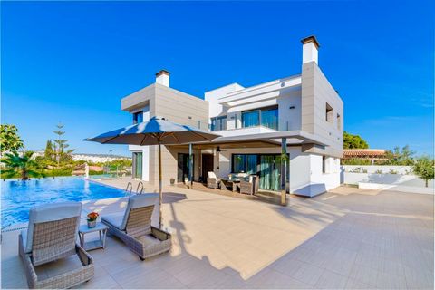Villa i Torrevieja, Alicante, Torrevieja - € 1.275.000 | Ref: MLSC6298447 - foto 15