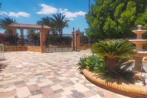Villa en Elche, Alicante, Elche - € 330.000 | Ref: MLSC9300430 - photo 5