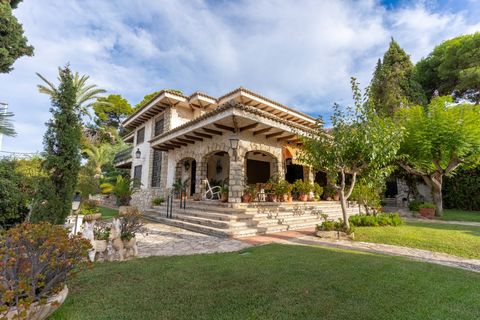 Villa i Alicante, Alicante, Alicante - € 1.600.000 | Ref: MLSC5652612 - foto 1