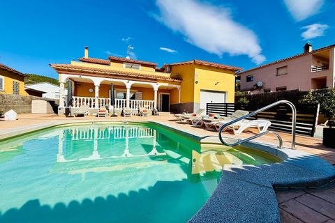 Villa i El Vendrell, Tarragona, El Vendrell - € 399.568 | Ref: EXP13914/8930 - foto 1