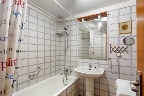 Lejlighed i Empuriabrava, Gerona, Empuriabrava - € 149.000 | Ref: W-049CJ9 - foto 9