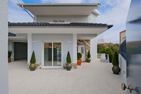 Villa i Alcabideche, Lisbon, Alcabideche - € 990.000 | Ref: C0364-05764 - foto 2