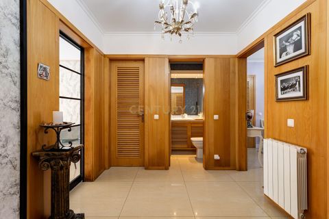 Villa i Oeiras, Lisbon, Oeiras - € 995.000 | Ref: C0364-05783 - foto 3