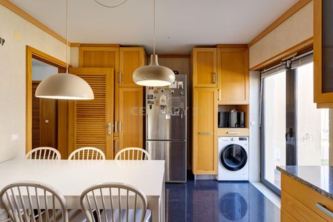 Villa i Oeiras, Lisbon, Oeiras - € 995.000 | Ref: C0364-05783 - foto 8