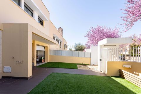 Villa i Oeiras, Lisbon, Oeiras - € 995.000 | Ref: C0364-05783 - foto 32
