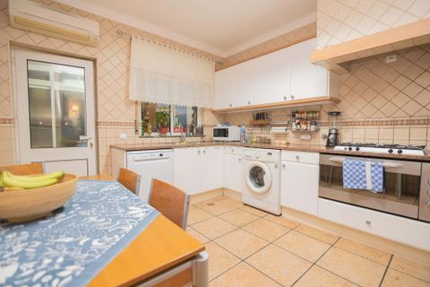 Lejlighed i Estombar, Faro, Estombar - € 424.600 | Ref: C0240-03601 - foto 13