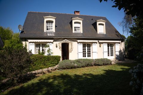 Villa i Saumur, Maine-et-Loire, Saumur - € 299.250 | Ref: 1574 - foto 1