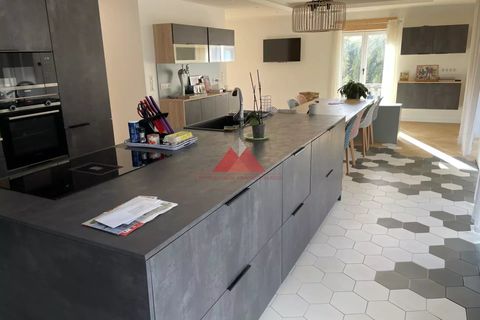 Villa i Dole, Jura, Dole - € 575.000 | Ref: 86891551 - foto 3
