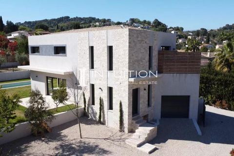 Villa i Mougins, Alpes-Maritimes, Mougins - € 1.395.000 | Ref: getkey_u_523213892 - foto 2