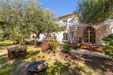 Landejendom i Saint-Raphael, Var, Saint-Raphael - € 1.490.000 | Ref: getkey_u_523101077 - foto 2