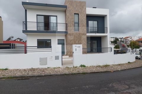 Villa i Laranjeiro, Setubal, Laranjeiro - € 695.000 | Ref: MOR_10615 - foto 2